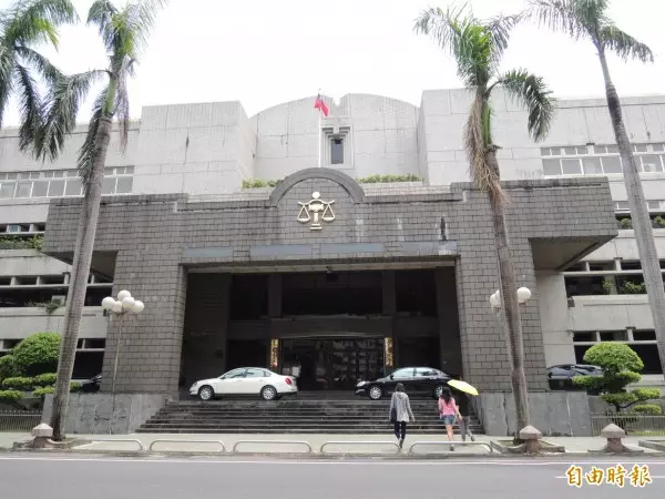 分居夫妻醫院開罵 媳婦怒告先生、公公