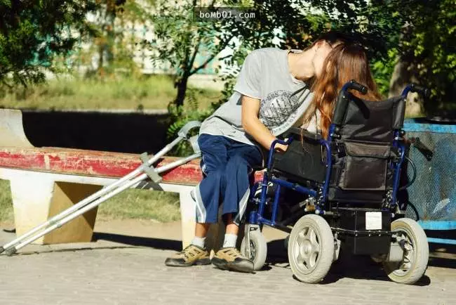 17張「完全無聲卻會讓你感動落淚」的超深刻照片。
