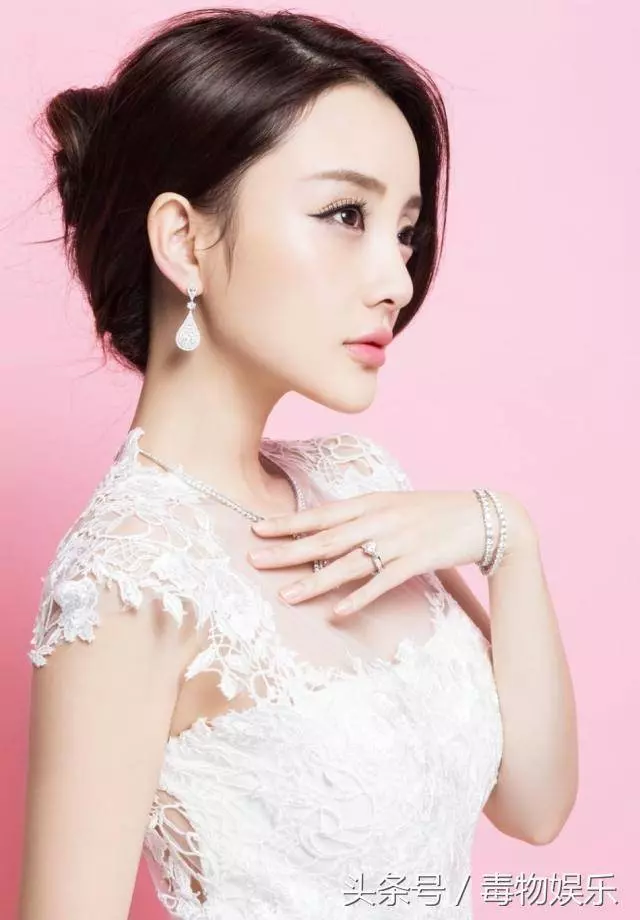 娛樂圈裡的11位「混血」女星,最美不是baby而是她!