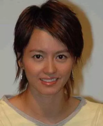 曾力壓「四大天王」紅透半邊天,現銷聲匿跡無人曉,陳小春一語道出鄭伊健落寞真相!