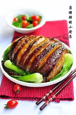 2道香芋扣肉的做法,原來加點冰糖會更入味喔