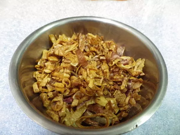 芋頭飯 簡易做法~統統材料炒香後,倒入電飯鍋『一鍋熟』就好了!!!