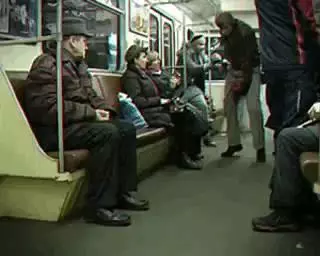 盤點25張「地鐵奇景」每一張都會讓你搓眼睛回頭再看一遍!