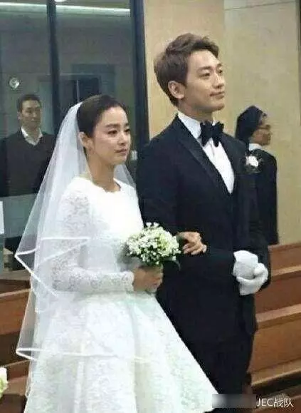 金泰熙Rain女兒首曝光,長相讓人一言難盡!網友:說好的高顏值呢?