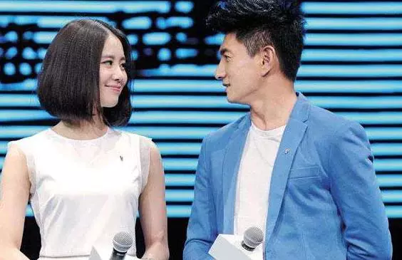2億股份一夜之間變成140萬,吳奇隆對劉詩詩卻說這樣九個字,讓人感動!
