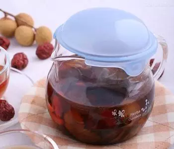紅棗和它一起泡,每天喝一杯,十天體內濕氣全消,排出濕毒,美白更瘦肚子!