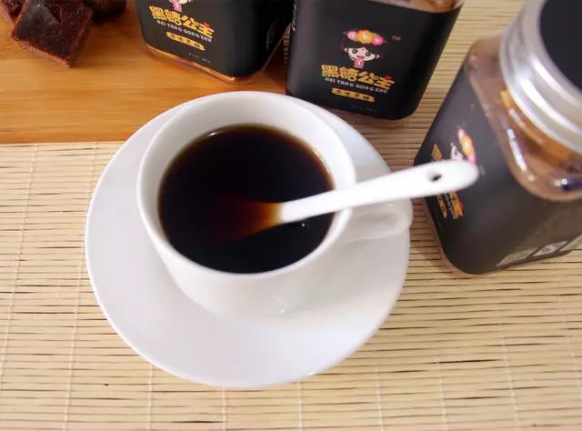 紅棗和它一起泡,每天喝一杯,十天體內濕氣全消,排出濕毒,美白更瘦肚子!