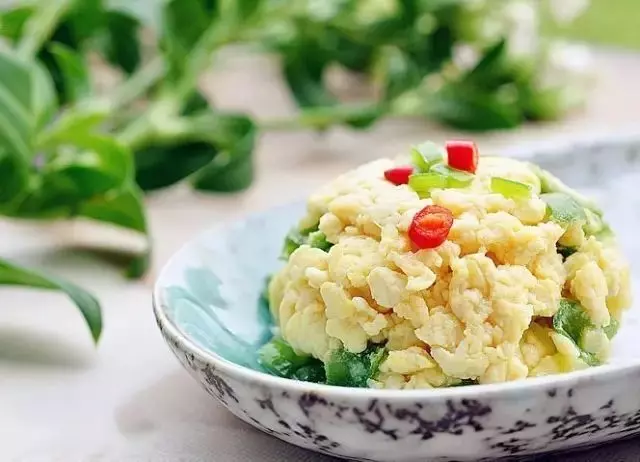 豆腐搭雞蛋,味道似海鮮,九十歲廚師教的,不學虧大了