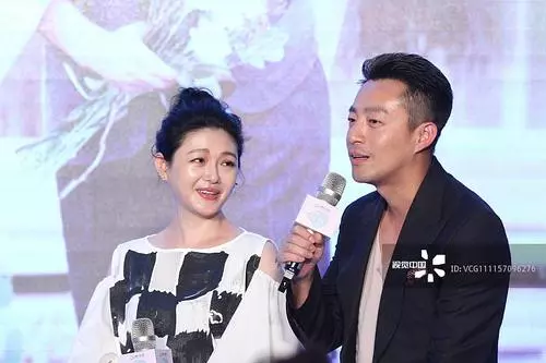 41歲的大S皮膚好似20歲的少女,可網友卻被她的面相嚇到:好奇怪!