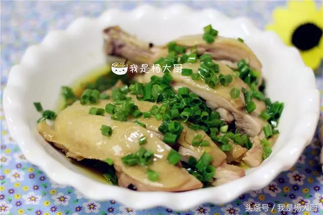 看著老公最近一直在加班,想著弄什麼好吃的給老公補補,然後媽媽跟我說可以做「這道菜」又好吃又有營養!保證你老公一定喜歡!