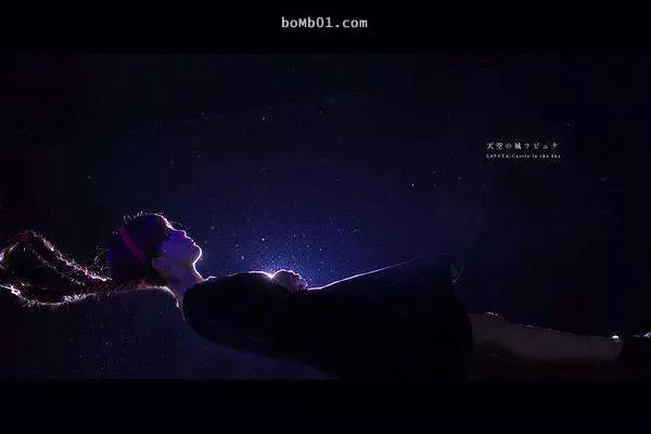 25張「完美Cosplay照片背後的真相」,鏡頭外的畫面真的把大家都笑到捧腹滾地了!