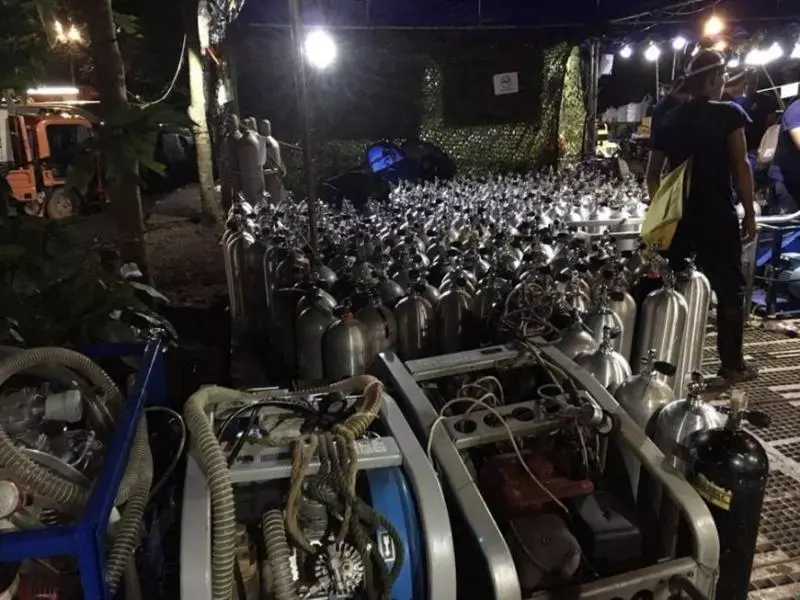 【一個都沒有少!】泰國少年足球隊13人洞穴失蹤9天,全部找到了!(內附視頻)
