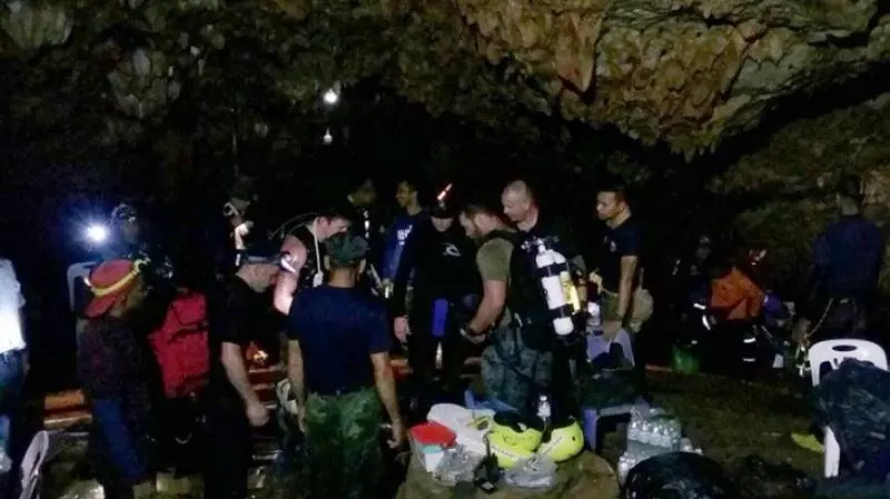 【一個都沒有少!】泰國少年足球隊13人洞穴失蹤9天,全部找到了!(內附視頻)