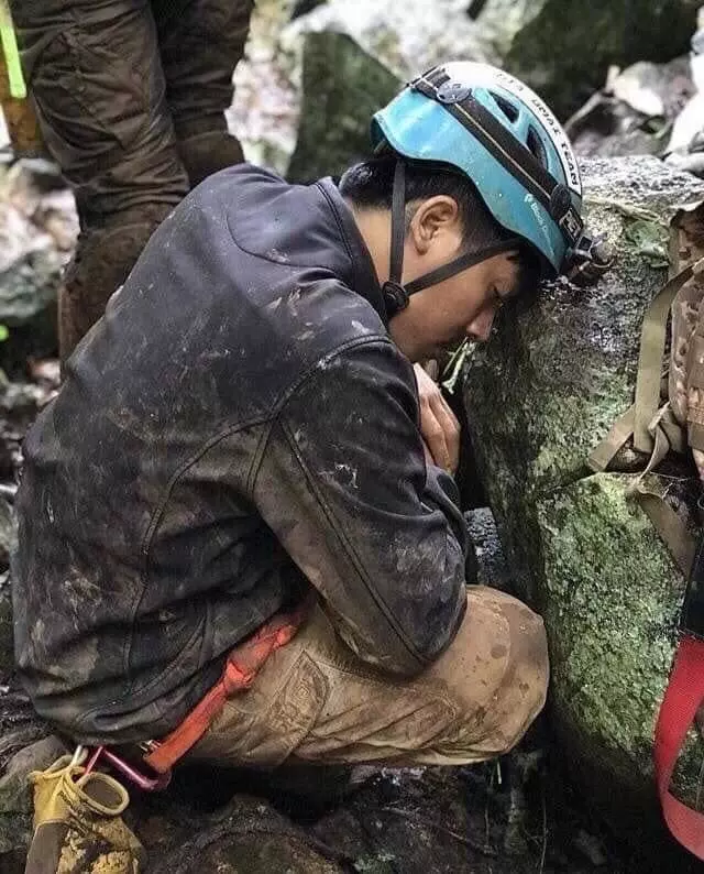 【一個都沒有少!】泰國少年足球隊13人洞穴失蹤9天,全部找到了!(內附視頻)