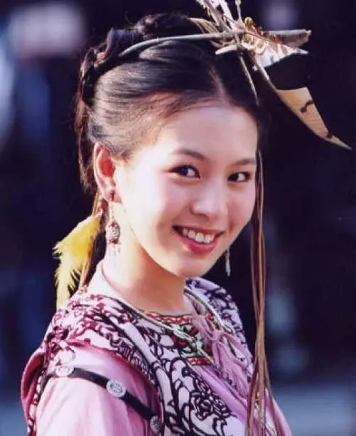 她14歲出道,17歲與阮經天相戀,曾一度胖到認不出,如今30歲成這樣!