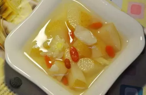 雪梨湯的9種做法,滋陰潤燥又美味 !必須收!回家做給自己和寶寶吃。