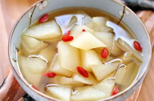 雪梨湯的9種做法,滋陰潤燥又美味 !必須收!回家做給自己和寶寶吃。