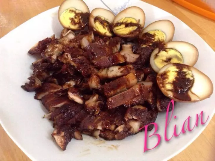 多種超屌住家菜食譜公開!江魚仔sambal、五香肉卷、鹹魚蒸肉餅、滷肉等等!!!多到讓你今晚不知道該煮哪一樣先才好……