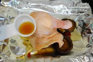 當歸鹽焗雞~可用烤箱來烤熟,也可以用大火蒸!!!依個人口味而定