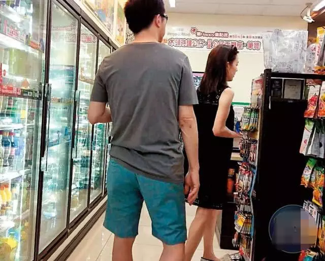 傳57歲庾澄慶再當爸,去年6月生下女兒,43歲老婆又懷二胎!