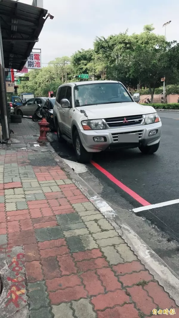 來亂的!天天檢舉桃園工廠冒黑煙 追查通聯竟是高雄人