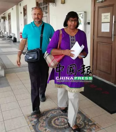 「指偷手機女生上吊」案‧失竊手機教師供稱 死者承認與同學一起偷手機