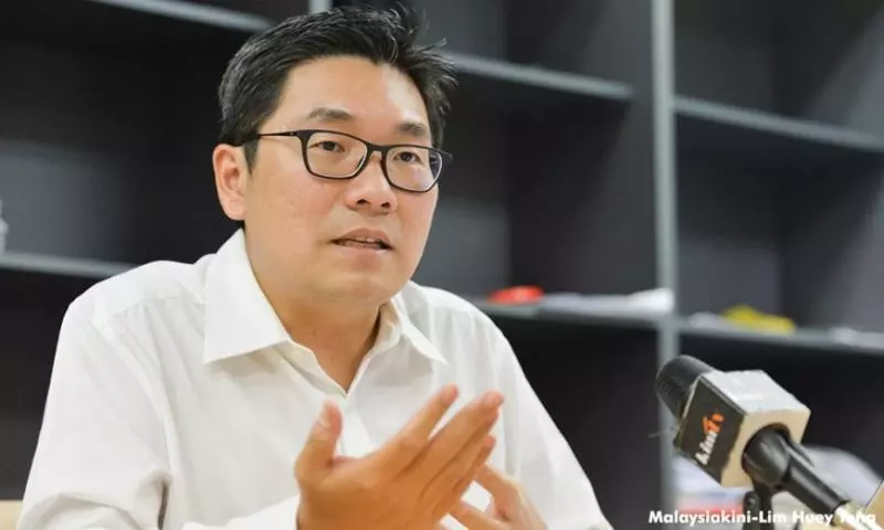 【換了政府就是不一樣!】打翻納吉『無法保留華裔部長』言論,新內閣共有12名華裔部長!
