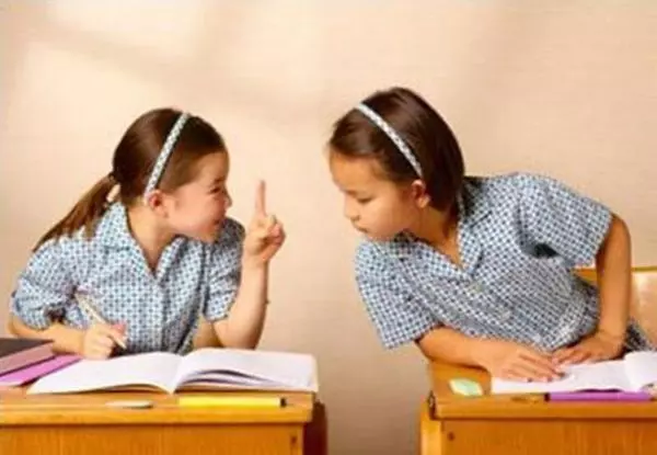 【那些年,我們的小學回憶!】這16件事上小學時你一定也做過!寫紀念冊、還有一起抄歌詞!