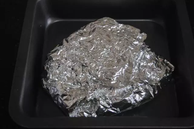 原來【蒜蓉排骨】這麼煮超好吃~ 吃上一塊就停不了! 撈上湯汁還能吃幾碗飯~
