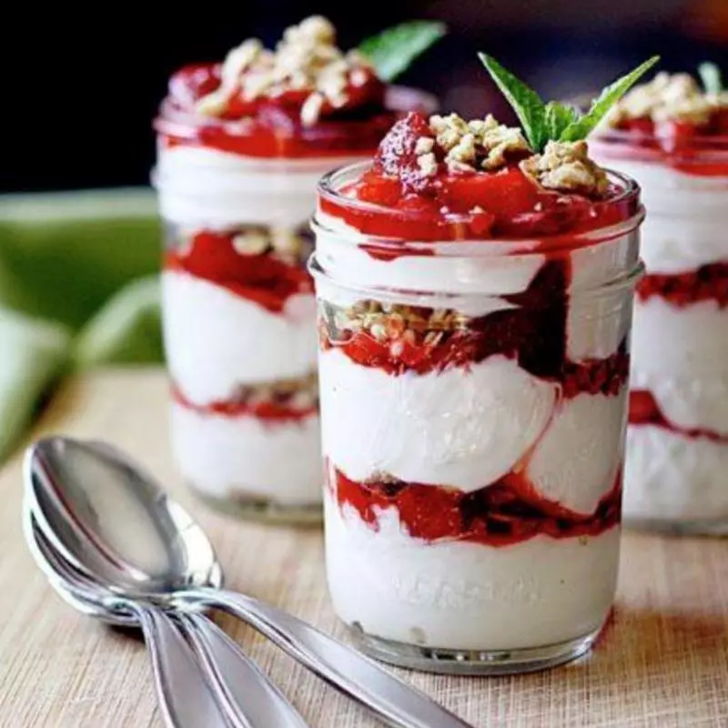 優格+水果=Parfait!適合上班族和學生 簡單快速的瘦身餐