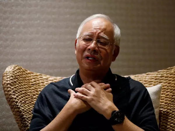 納吉被控後首都發文:一生奉獻給人民和黨,如果這是代價,「我欣然接受」
