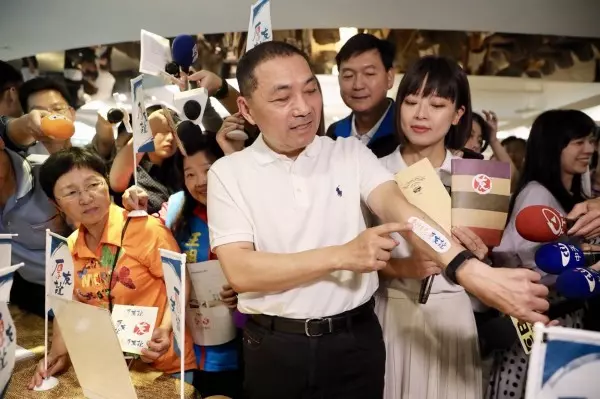 蘇貞昌想舉行辯論會 侯友宜:絕不懼戰!