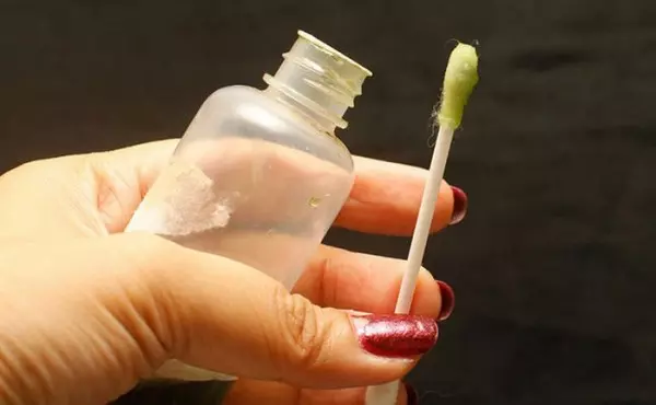幾招幫助您清除臉上的痘痘 -
