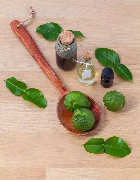 血管油太多,清血管吃什麼好呢?具體來說,清血管可吃以下食物 _-,