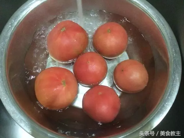 給孩子吃純天然沒有任何添加劑的「番茄醬」,自己動手做起來,簡直就是美味!