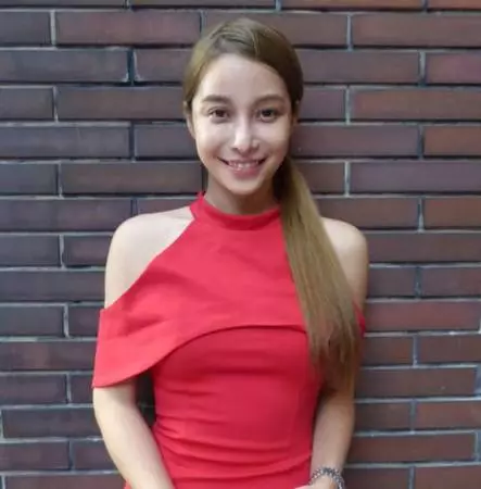 納吉被控期間兒子赴台找「小Angelababy」,兩人十指緊扣離開餐館關係成迷!