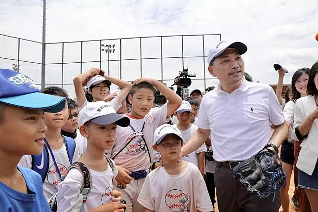 若當年披綠袍參選會被藍打更慘?侯:洪耀福的話 聽聽就好