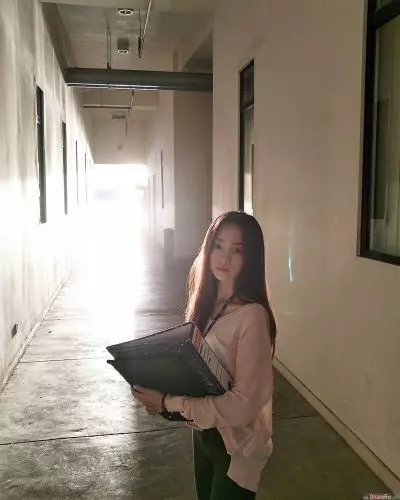 【拒絕Copy & Paste的網紅臉! 】大馬清純可愛正妹 —— Wenyek 一個Smile就讓人融化啦~