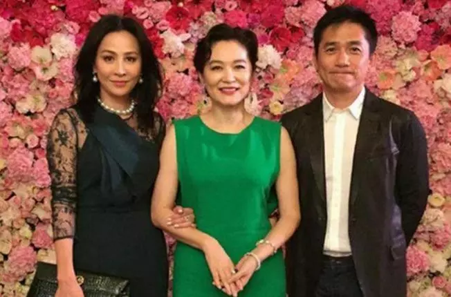 林青霞失散36年的親姐姐近照曝光,長這模樣,網友看了都不淡定了!