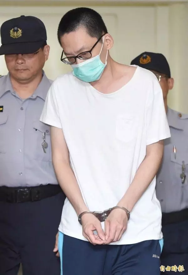 小燈泡割喉案二審嫌犯爽躲過死刑!律師團金句「出獄無危害性」網軍斷理智線嗆:畜生!
