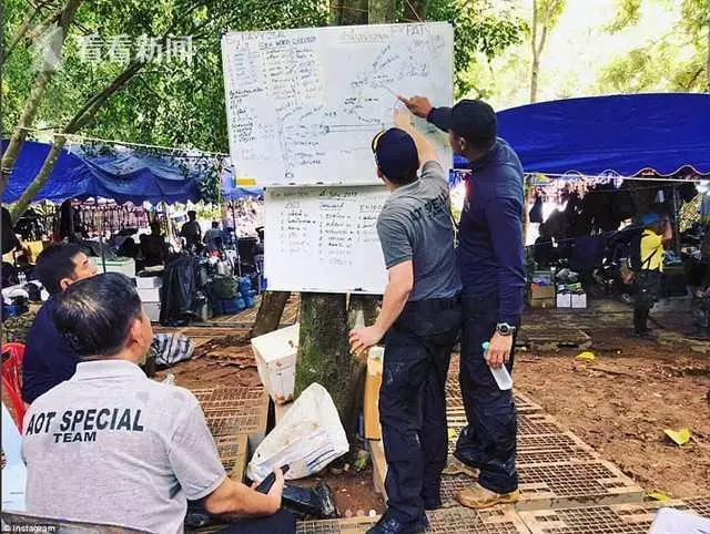泰前海豹突擊隊員溶洞救援溺亡 出發前自拍「祝我好運 帶孩子回家」