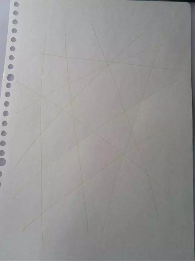 神仙畫師們的10條線的構圖大挑戰,你能畫出什麼樣的圖呢?