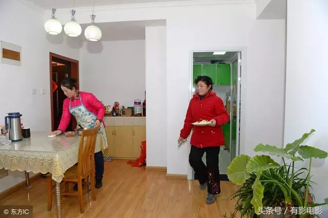 70歲丈母娘給我買房買車,我媽來住了兩天,房子和車都沒了