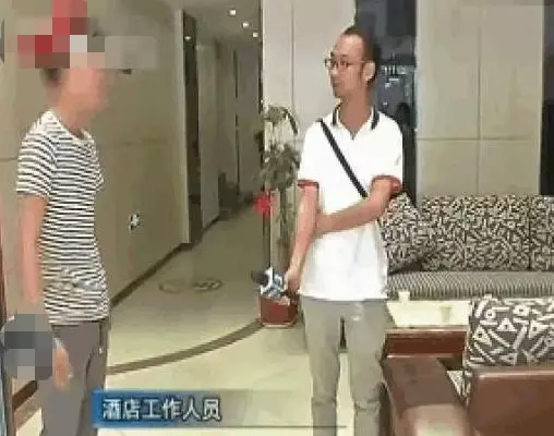 女孩凌晨醉酒被男子扶進賓館,曾向前台求救卻被當成兒戲!