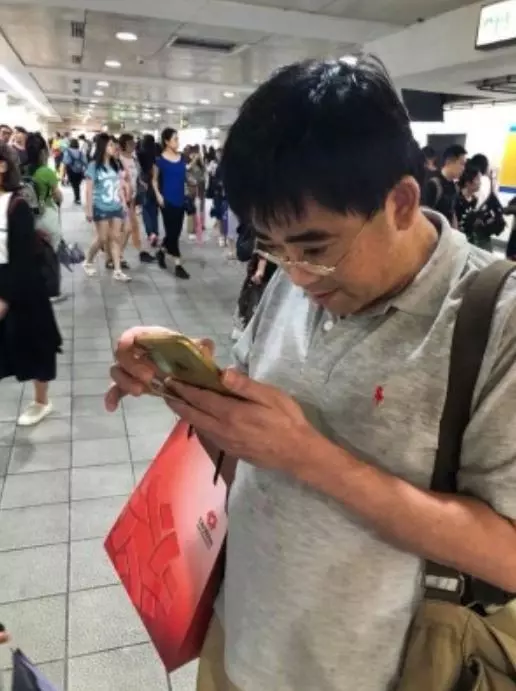 可惜!邱俊榮昔與羅文嘉爭台大學生會長今爆偷拍失風請辭