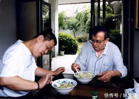 范冰冰因他打人,趙薇想他哭成淚人,四子女三智障,成影壇傳奇!