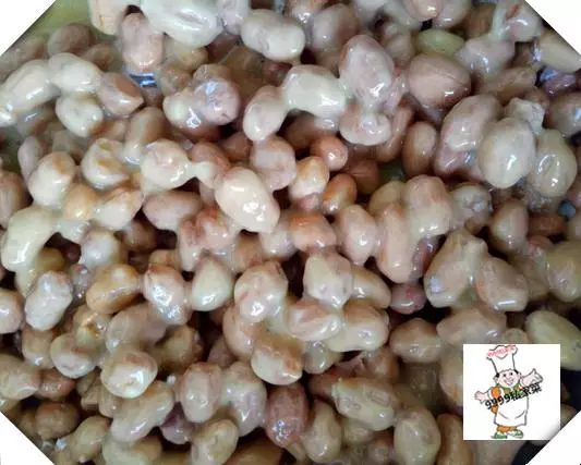 自製香酥花生米:花生米加入這3物再炸,好吃的停不下來,可下酒還可以當零食!