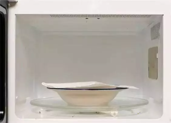 不用蒸不用煮,3分鐘就能吃到美味的玉米!