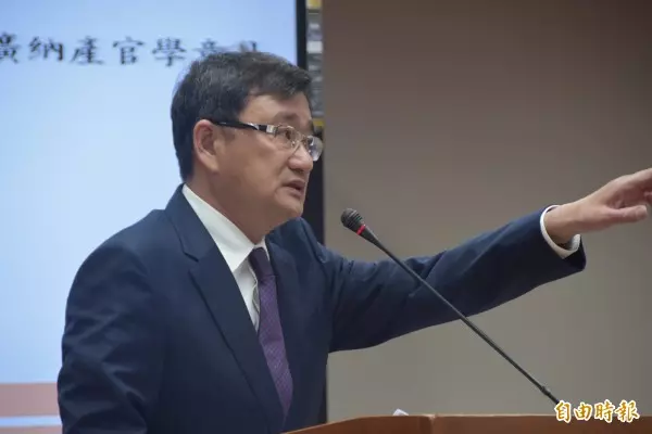 頻遭抹黑、抹紅攻擊 柯建銘:海水退了就知誰沒穿褲子