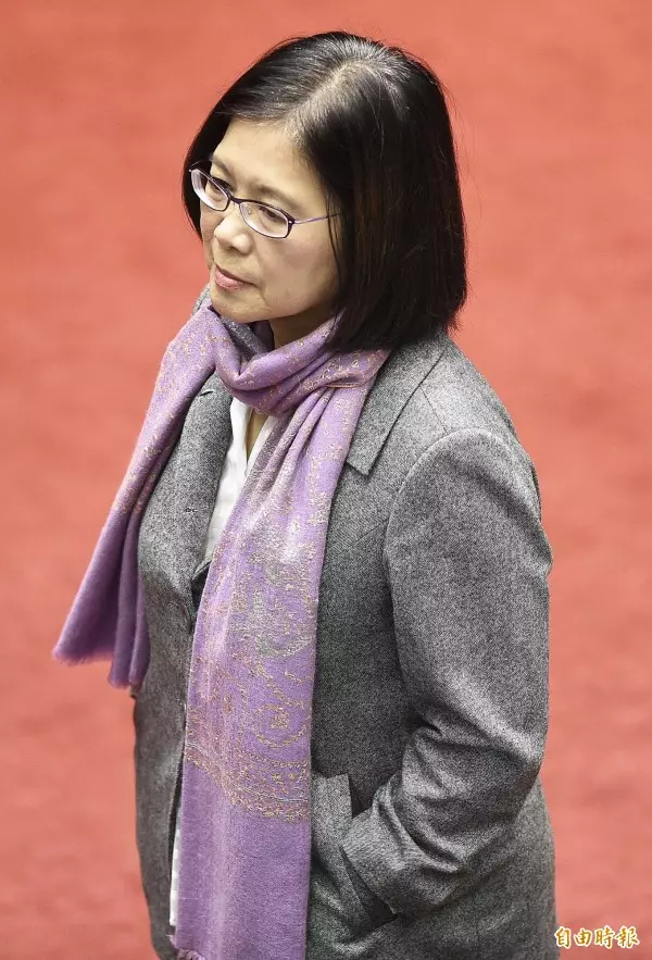 懸缺逾1個月 傳管媽可望接任教育部長
